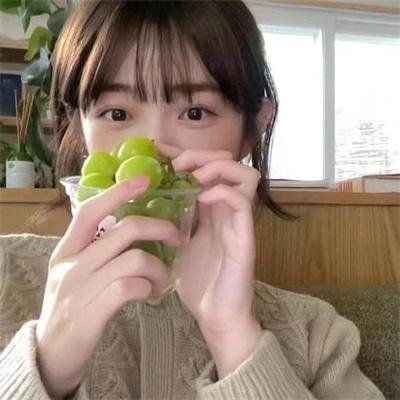 心不在焉的服务生